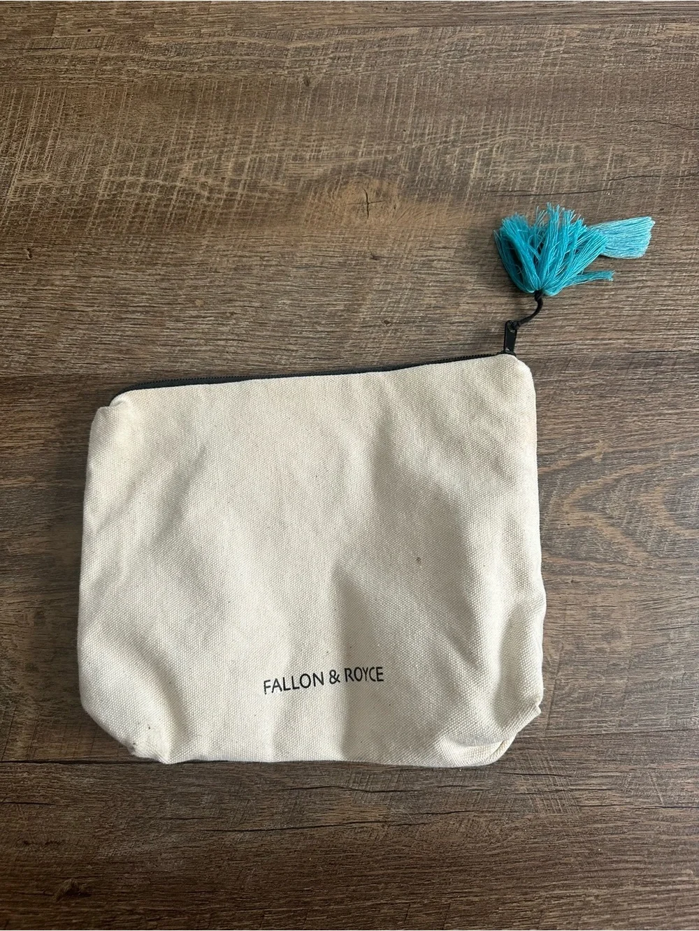 Fallon & royce neutral canvas